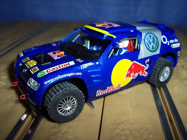 VolkswagenTouareg Red Bull Ninco