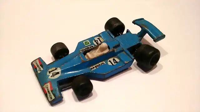 F1 Ford Coyote n? 14 celeste ruedas B 1