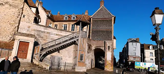 Puerta de Caen