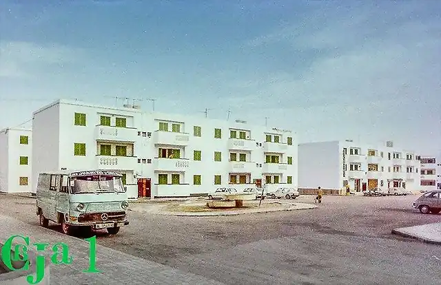 Roquetas Pl. 200 viviendas 1981 AL