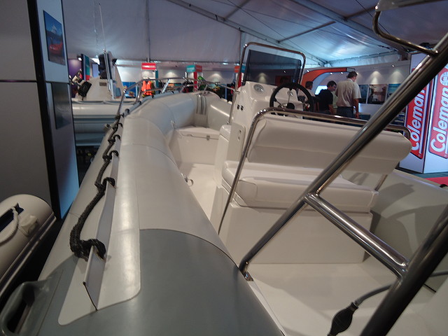 EXPO NAUTICA 2011 035