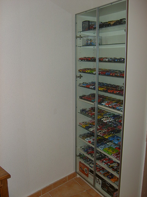 MI COLECCION EN BILLY 4-4-2011 003