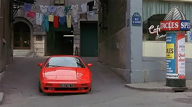 Richard-Grieco-Lotus-Esprit-1991-If-looks-could-kill- copia