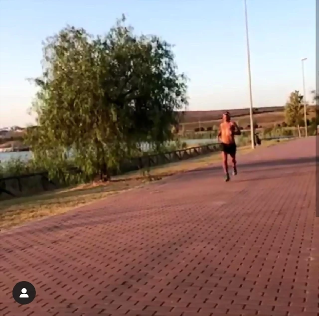 Video Hugo IG 25-7-2019 (1) Video Hugo IG 25-7-2019 (1)