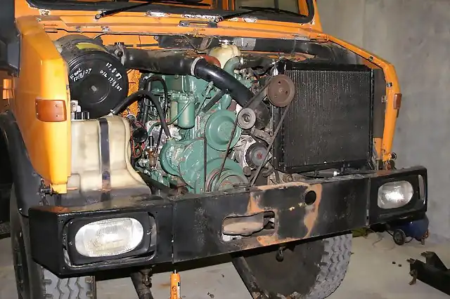 725473d1389265575-my-camper-project-unimog-engine