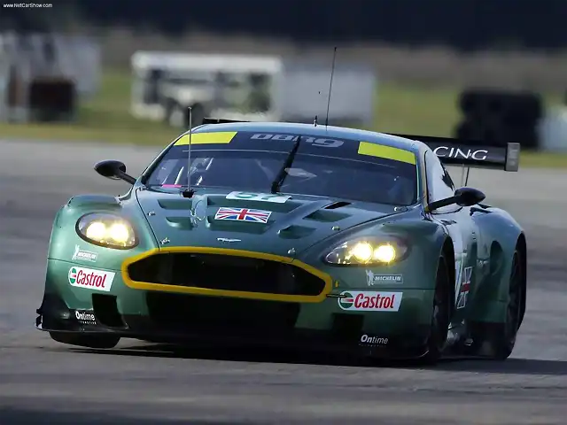 aston-martin-dbr9-wallpaper-