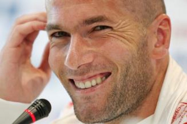 zidane_sonriendo zidane_sonriendo