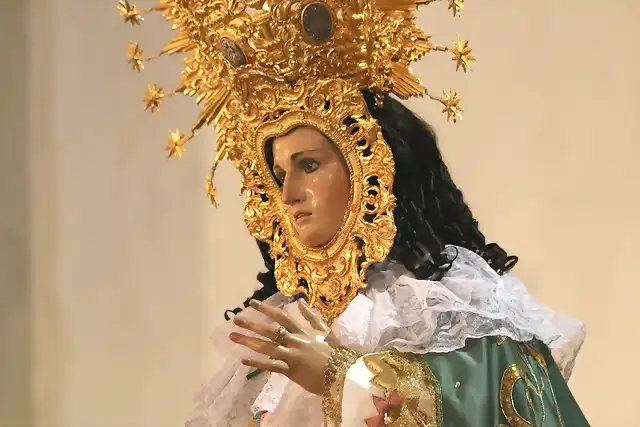 27, la Virgen