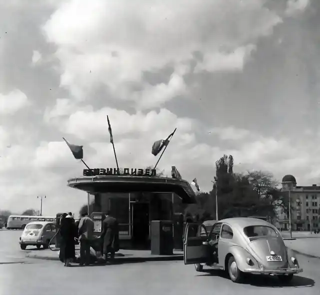 Belgrad - Tankstelle in der Kara&#273;or&#273;eva Stra?e, 1959