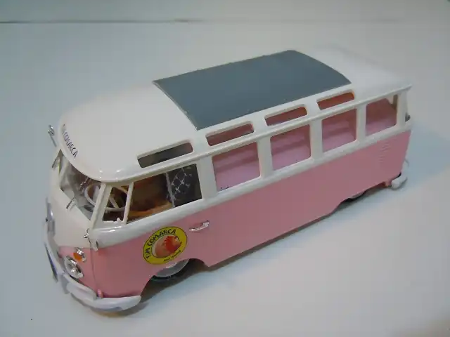 VW Bus - 001