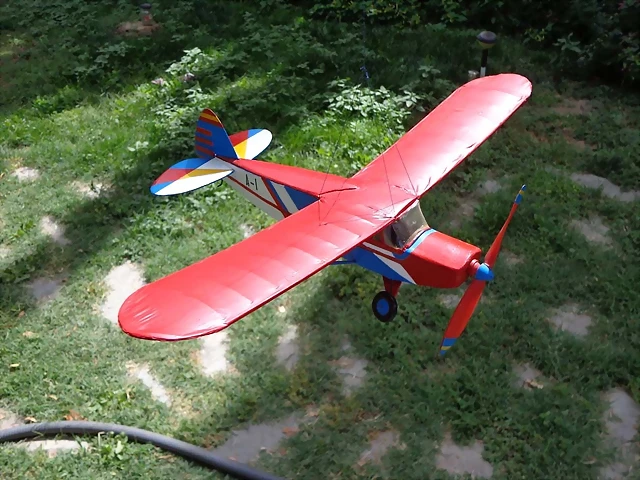 AVION6 AVION6
