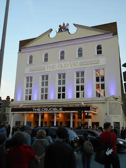 OLD VIC REDUCIDO