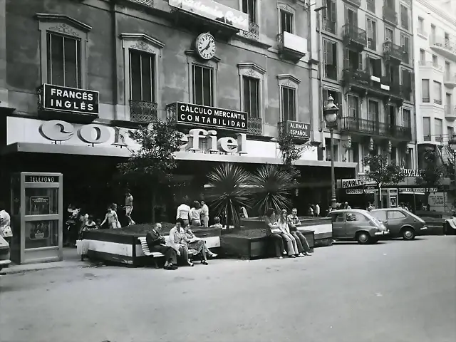 Barcelona Av. Portal de l'Angel (9) Barcelona Av. Portal de l'Angel (9)