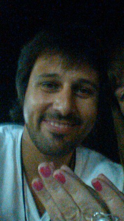 Hugo con Ana wassapeando - Autorretrato Hugo con Ana wassapeando - Autorretrato