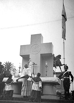 Iglesia-Argentina-1943-misa