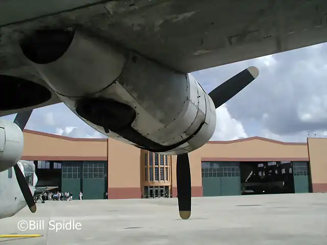 b-24j_44-44272_05_of_36