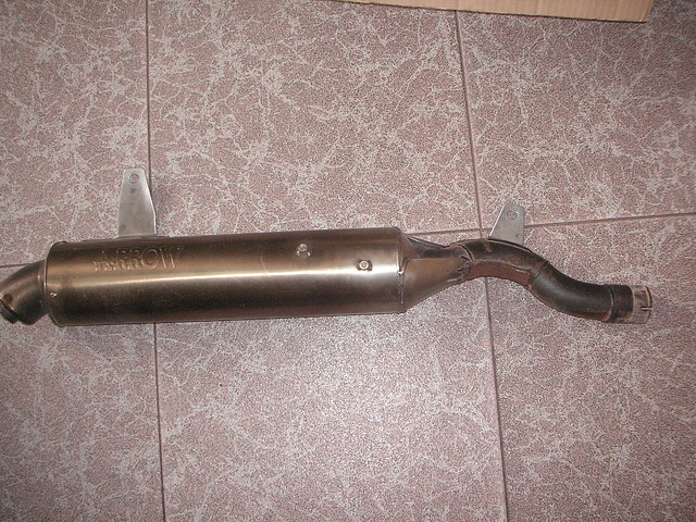 arrow arrow