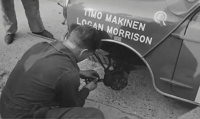 Mini Cooper - TdF'63 - Makinen-Morrison - assistncia 02