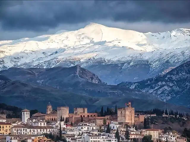 Sierra-Nevada-desde-Granada