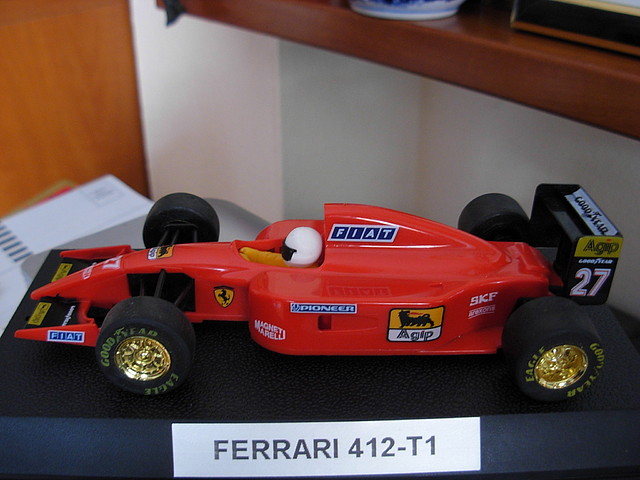 35 FERRARI 412-T1