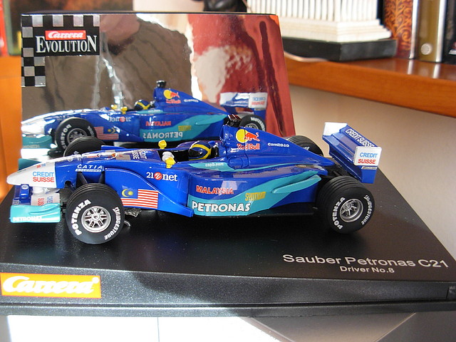 03 SAUBER PETRONAS C21