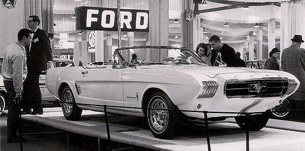 1963_Ford_Mustang-II_Prototype_06