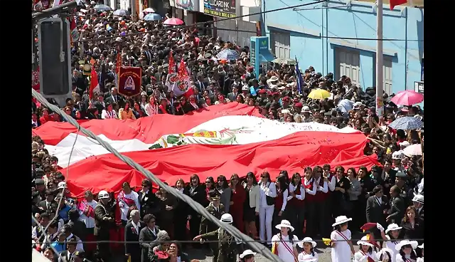 TACNA paseo bandera