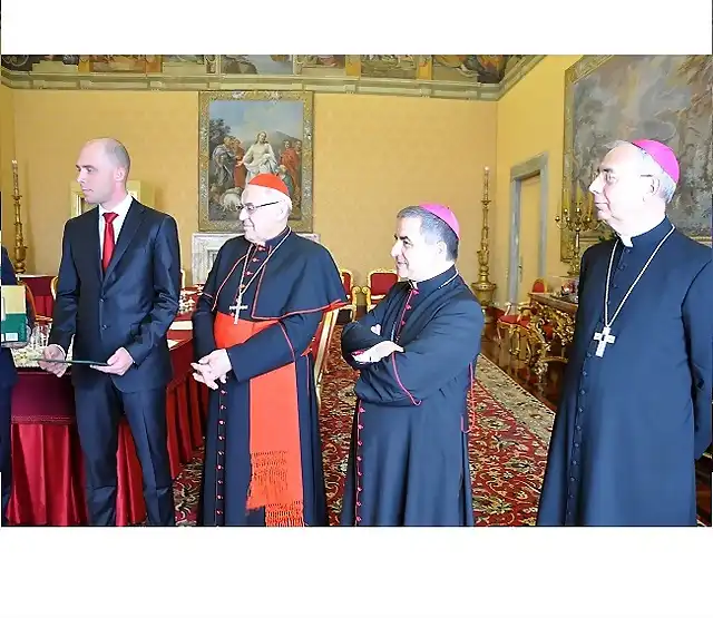 Salone dell'appartamento del Cardinale Segretario di Stato prima loggia 7