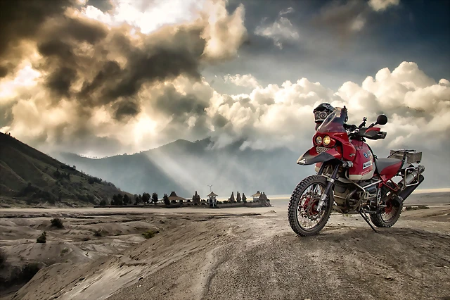 overland-magazine.es las 10 motos (4) overland-magazine.es las 10 motos (4)