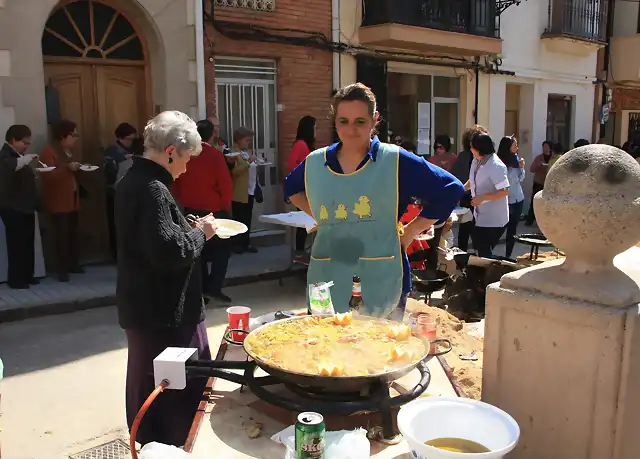 02, esperando el arroz