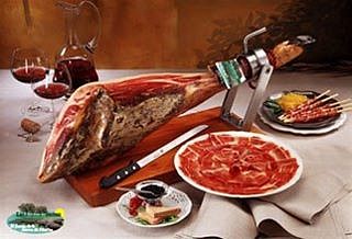 Plato de jamon Plato de jamon
