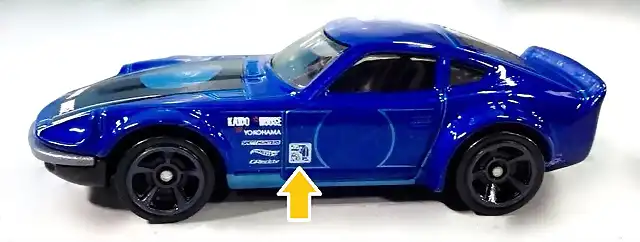 018 2016-Hot-Wheels-Nissan-Fairlady-Z1