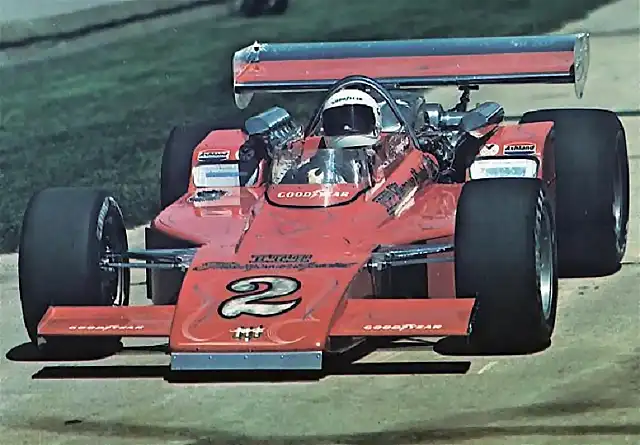 A.J. Foyt in his Coyote at Indy 1972 Foyt Ford engine copia