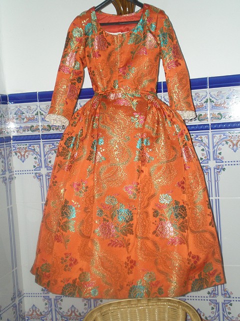 TRAJE TRAJE