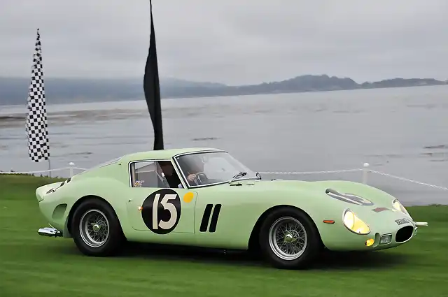 01-stirling-moss-ferrari-250-gto