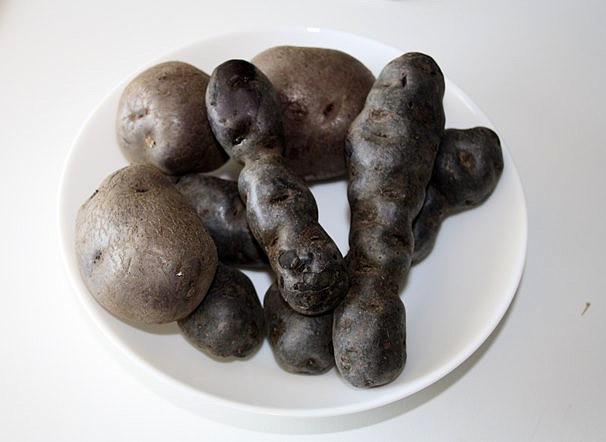 Patatas negras de la Redondela