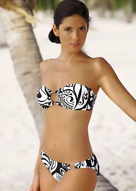 Carla Ossa in Venus Swimwear Photoshoot (13)