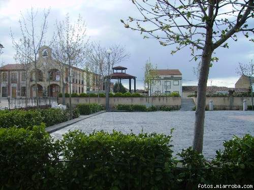 Vista de la Plaza con el Ayuntamiento al fondo (Consu.MC)