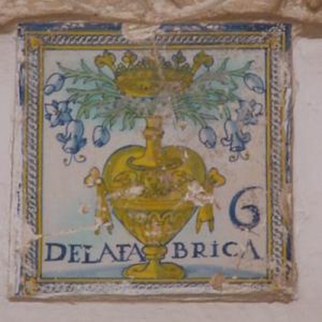ESCUDO SIG?ENZA 2 ESCUDO SIG?ENZA 2