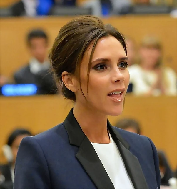 UNAIDS_International_Goodwill_Ambassador_Victoria_Beckham_Addresses_the_Ending_AIDS_by_2030_Event,_September_2014_(cropped)