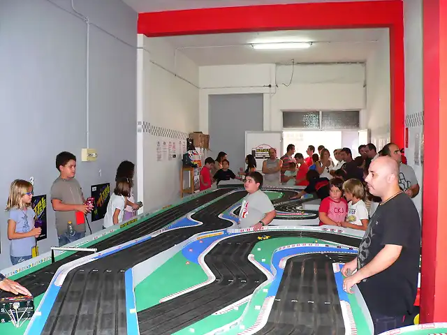 SCALEXTRIC CARRERA POPULAR (2)