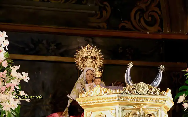 02, la virgen mira, marca