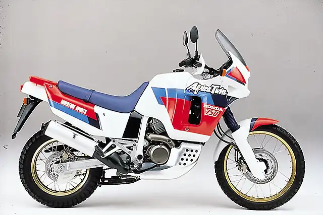 honda-xrv-750-africa-twin