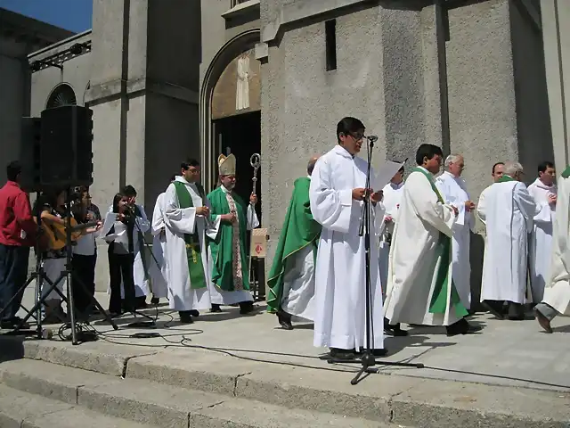 Misa de asuncin de Mons. Pedro Ossandn como administrador apostlico (12)