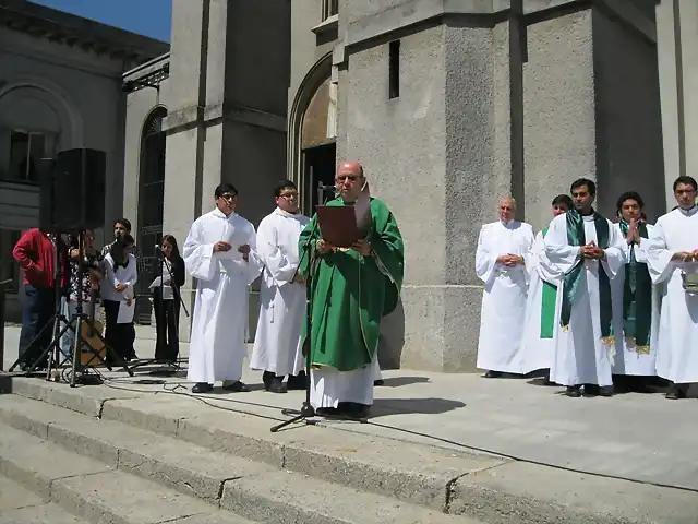 Misa de asuncin de Mons. Pedro Ossandn como administrador apostlico (15)