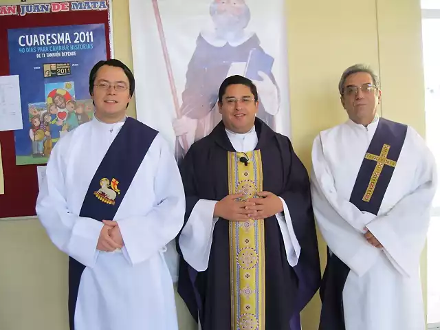 Presentacin de nuevo Diacono en la Parroquia San Juan de Mata (2)