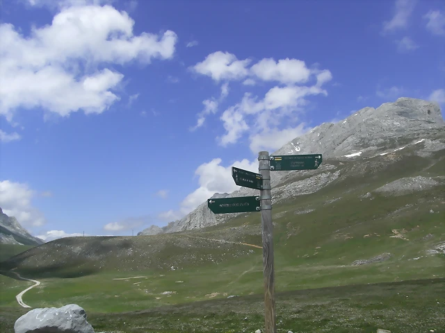 R0012915 R0012915