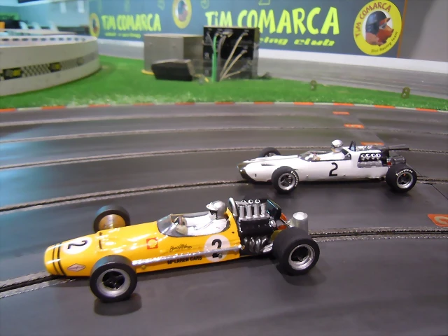 Retro F1 (4) Retro F1 (4)