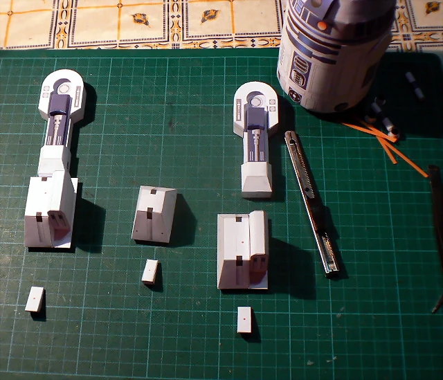 R2D2 16 R2D2 16