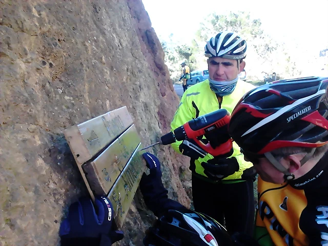 2013-02-23 12.45.05 2013-02-23 12.45.05